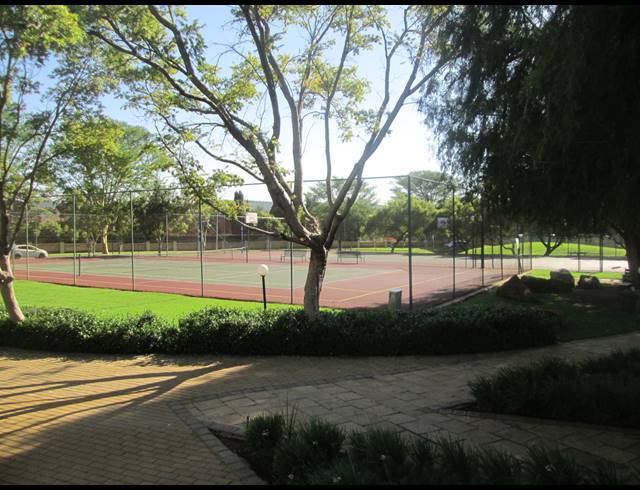2 BEDROOM SECTIONAL TITLE FOR SALE IN EQUESTRIA